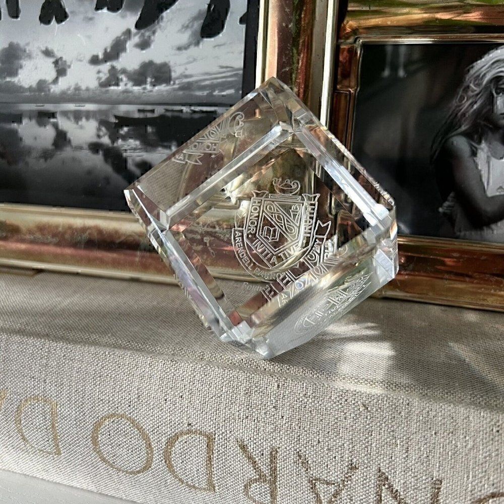 Arendell Parrott Academy  Clear Crystal Cube Paperweight Crest Private School NC